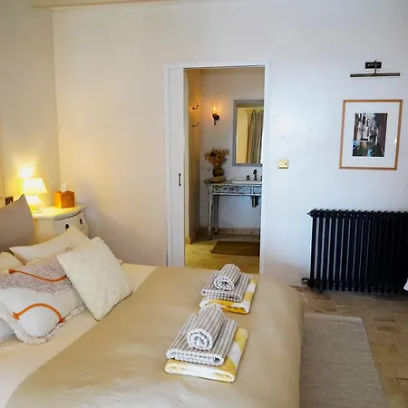 Plates Luxury D'hotes Et Bed and breakfast *