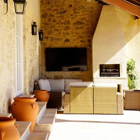 Bed and breakfast Plates Luxury D'hotes Et Saint-Mezard