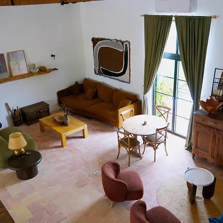 Plates Luxury D'hotes Et Bed and breakfast *