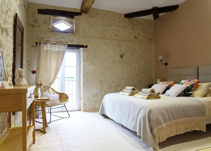 Plates Luxury D'hotes Et Frühstückspension