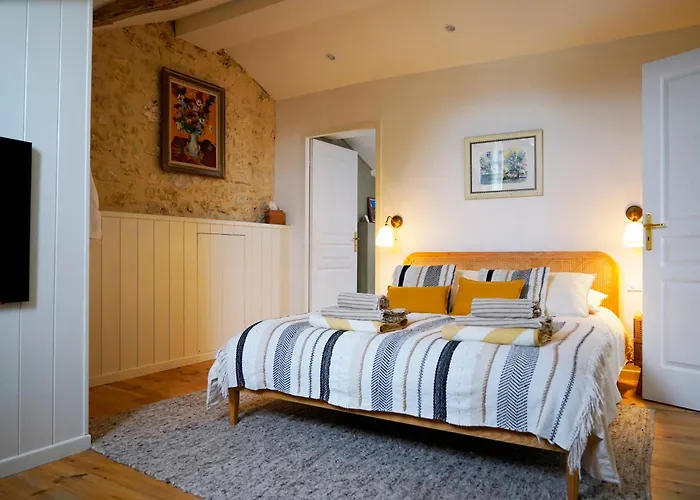 Plates Luxury D'hotes Et Frühstückspension