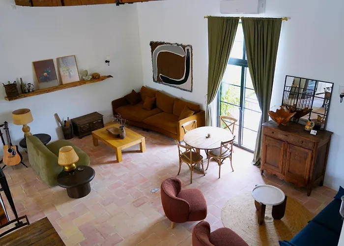 Plates Luxury D'hotes Et Frühstückspension *