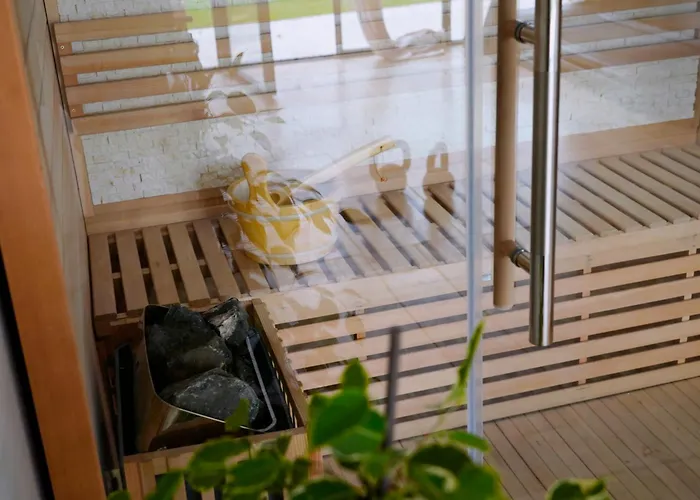 Plates Luxury D'hotes Et Frühstückspension *