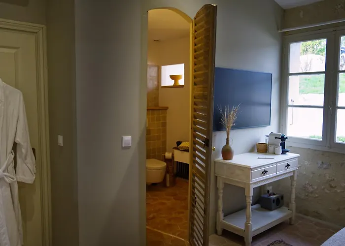 Plates Luxury D'hotes Et Saint-Mezard