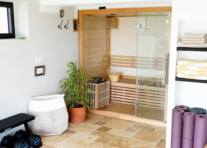 Plates Luxury D'hotes Et * Saint-Mezard