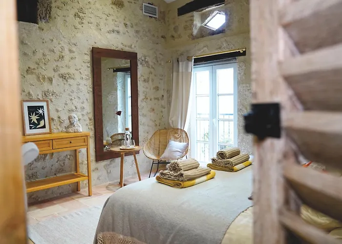 Frühstückspension Plates Luxury D'hotes Et Saint-Mezard